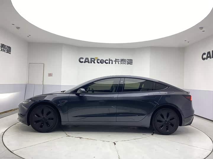 Tesla Model 3, 2024 — фото 8 из 9