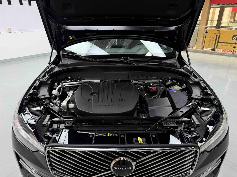 Volvo XC60, 2025 — фото 12 из 12
