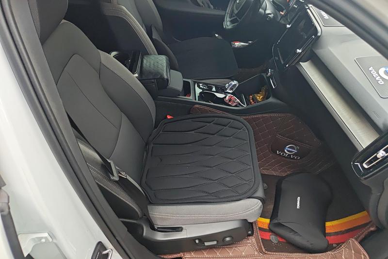 Volvo XC40, 2024 — фото 9 из 12