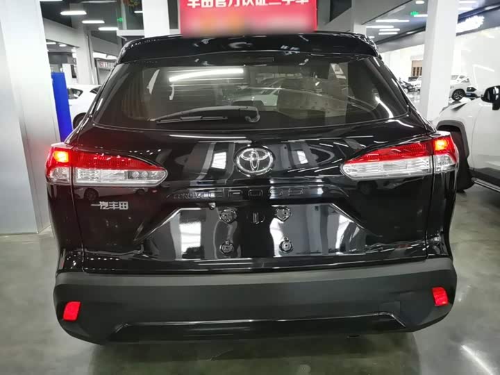 Toyota Corolla Cross, 2024 — фото 6 из 9