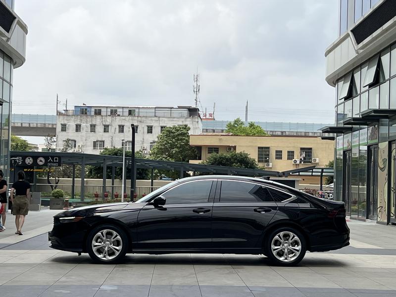 Honda Accord, 2024 — фото 4 из 12