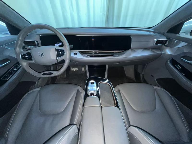 BAIC Arcfox Alpha S, 2022 — фото 8 из 12