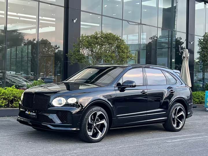 Bentley Bentayga, 2022 — купить в Саратове под ключ