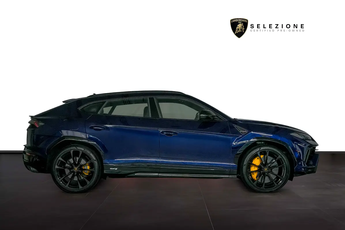 Lamborghini Urus, 2023 — фото 3 из 10