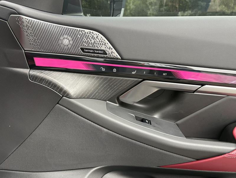 BMW i5, 2025 — фото 8 из 12