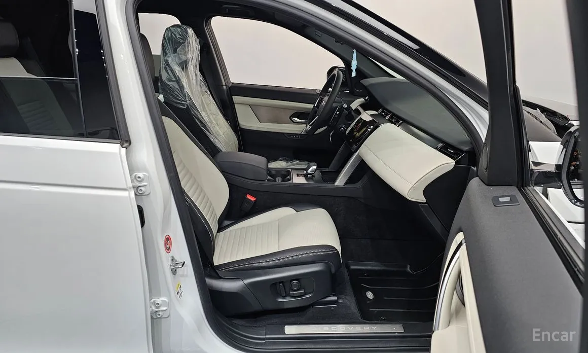 Land Rover Discovery Sport, 2024 — фото 11 из 12