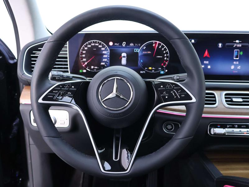 Mercedes-Benz GLE-Class Hybrid, 2023 — фото 12 из 12