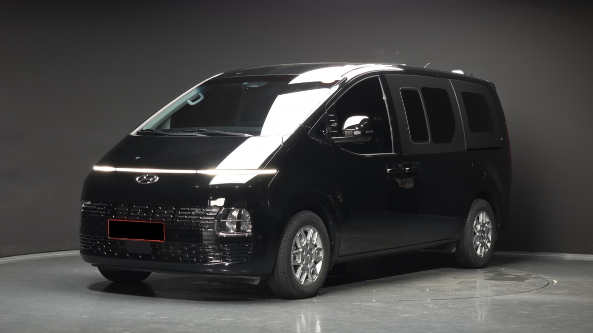 Hyundai Staria, 2022 — купить в Самаре под ключ