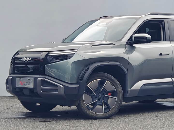 BYD FangChengBao Titanium 3 (Tai 3), 2025 — фото 7 из 9