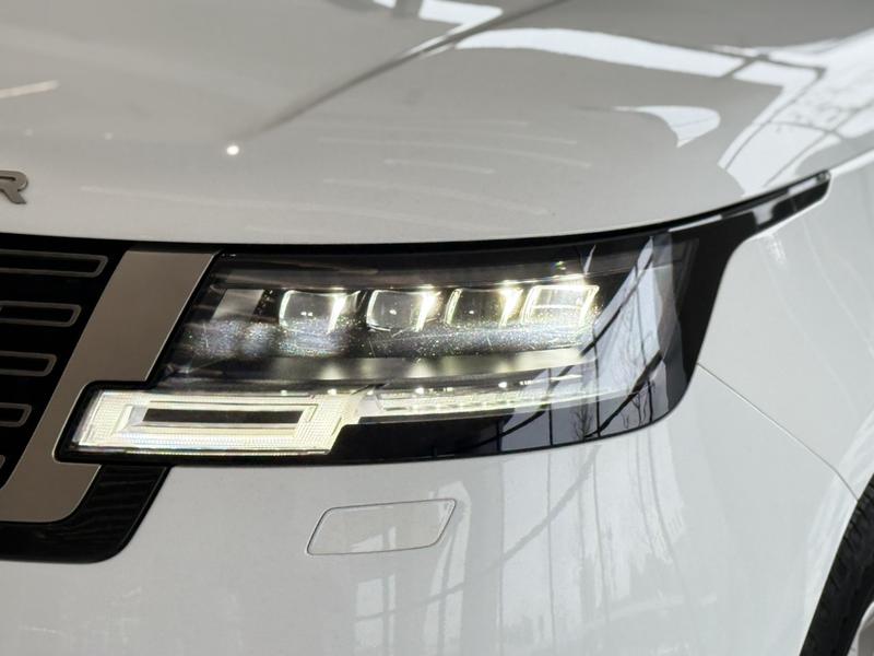 Land Rover Range Rover, 2022 — фото 6 из 12
