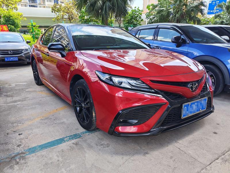 Toyota Camry, 2022 — фото 3 из 8
