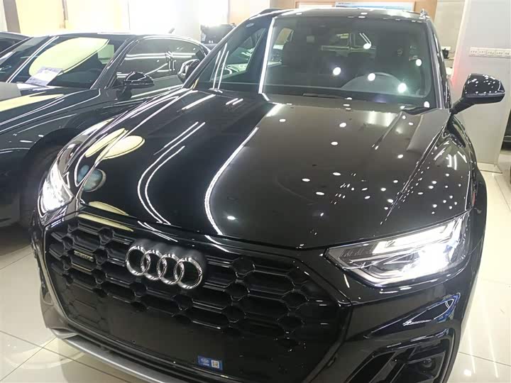 Audi Q5L, 2023 — фото 3 из 9