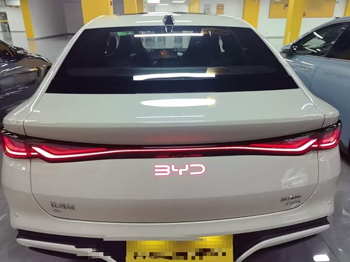 BYD Seal 06 Hybrid/EV, 2025 — фото 6 из 9