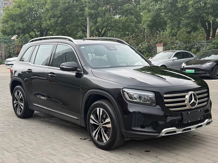 Mercedes-Benz GLB-Class, 2023 — фото 3 из 9