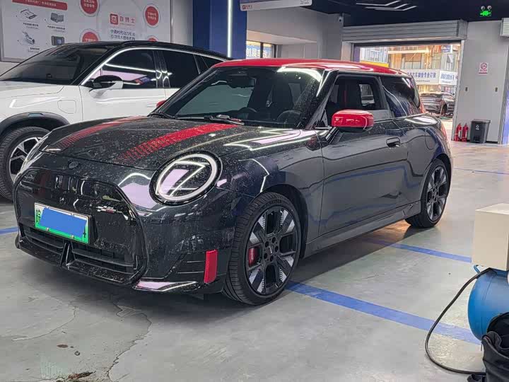 Mini Cooper JCW, 2025 — купить в Воронеже под ключ