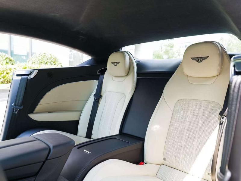Bentley Continental GT, 2023 — фото 10 из 11