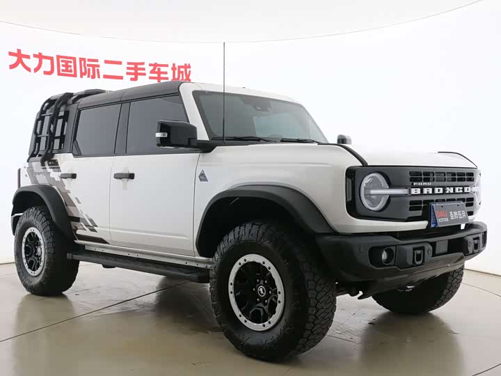 Ford Bronco, 2024 — фото 3 из 9