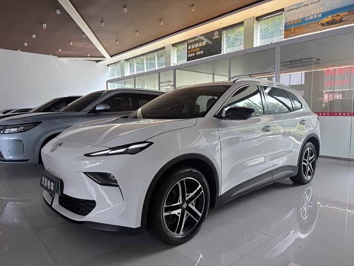 MG Motor ES5, 2025 — фото 3 из 9