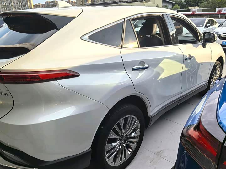 Toyota Harrier, 2023 — фото 9 из 9