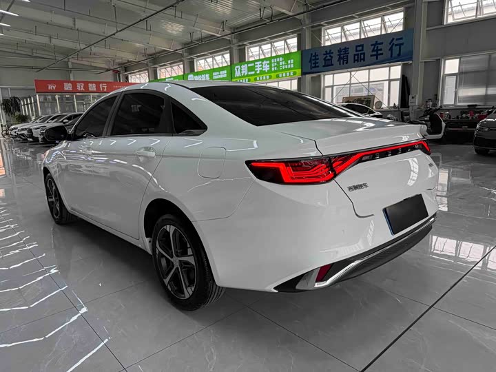 Geely Emgrand L, 2022 — фото 6 из 9