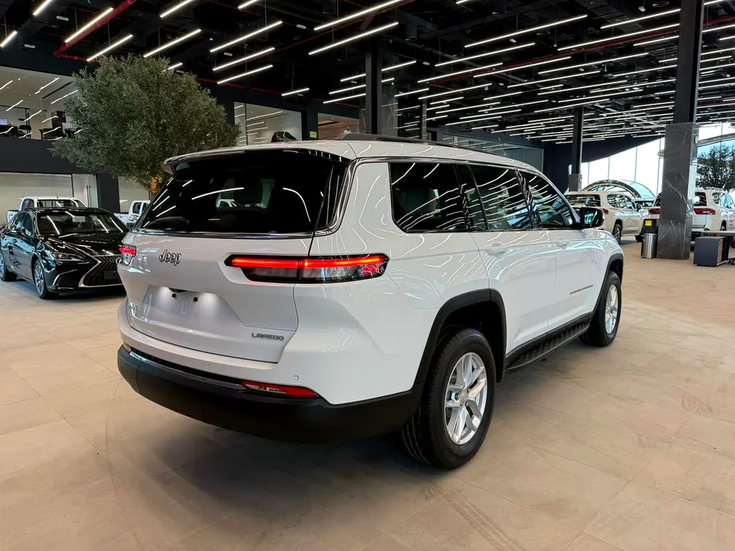 Jeep Cherokee, 2025 — фото 6 из 10