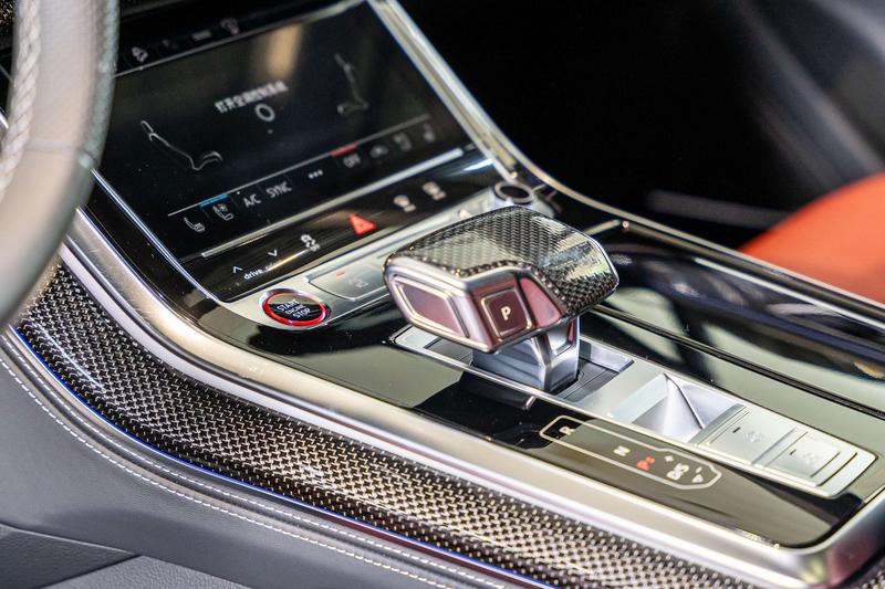 Audi SQ7, 2023 — фото 6 из 10