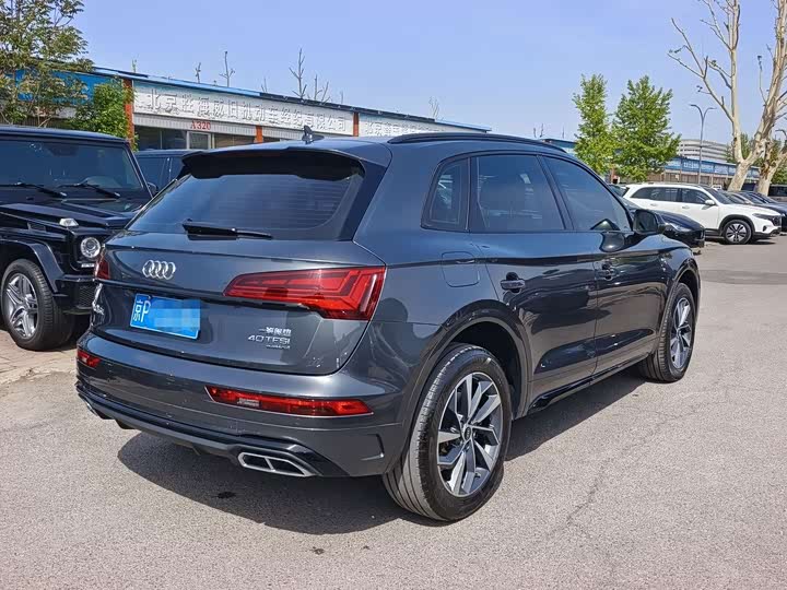 Audi Q5L, 2023 — фото 6 из 9