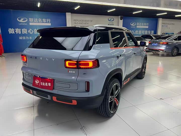 Geely Icon, 2023 — фото 7 из 9