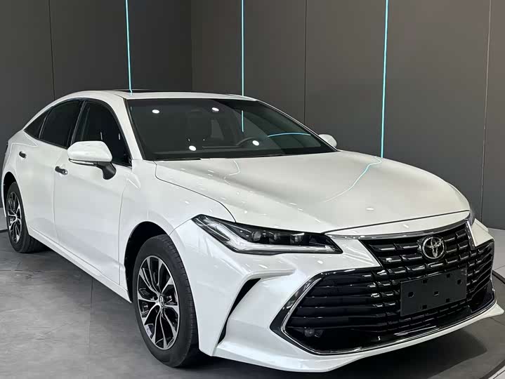 Toyota Avalon, 2023 — фото 3 из 9