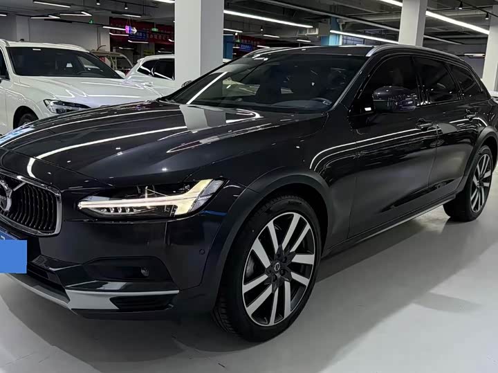 Volvo V90, 2024 — фото 3 из 9