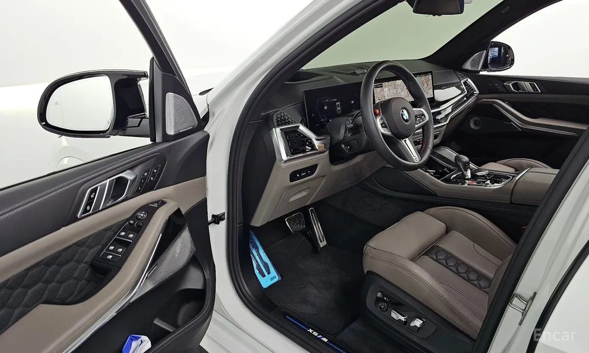 BMW X5 M, 2025 — фото 10 из 12