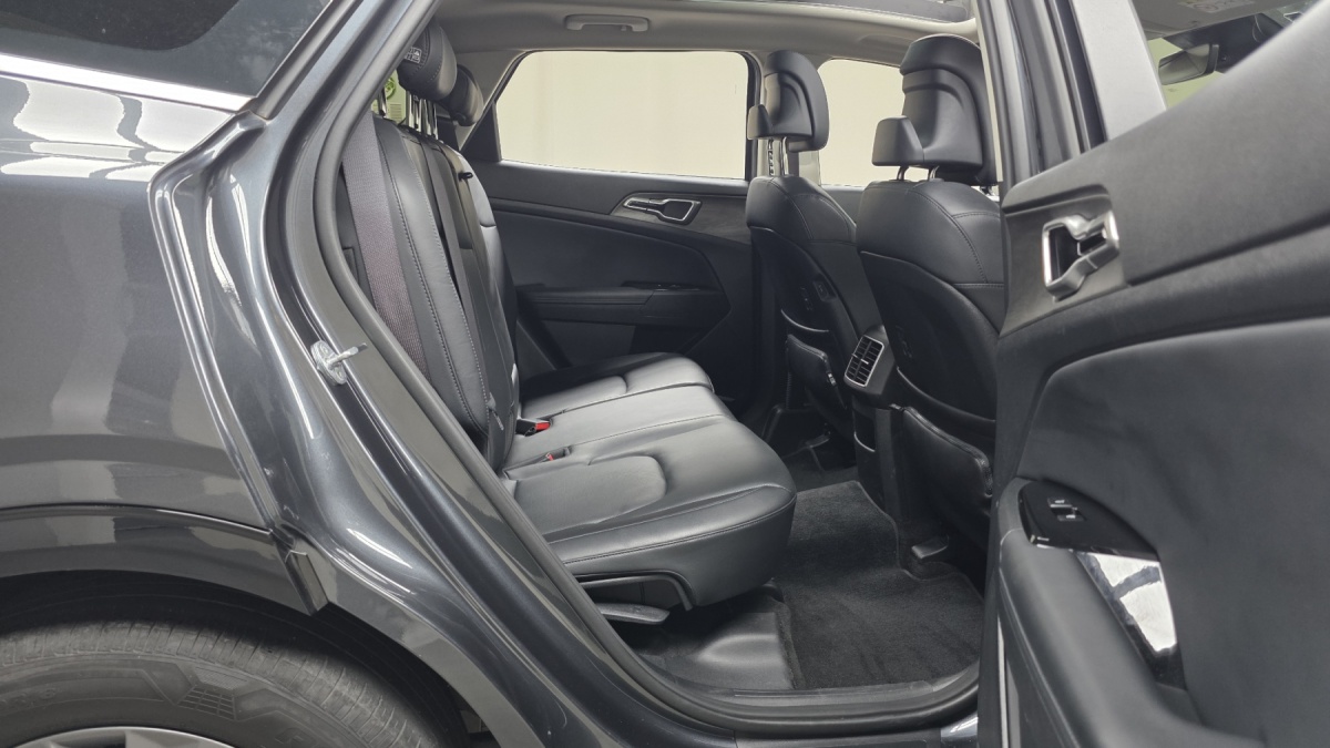 Kia Sportage, 2021 — фото 11 из 12