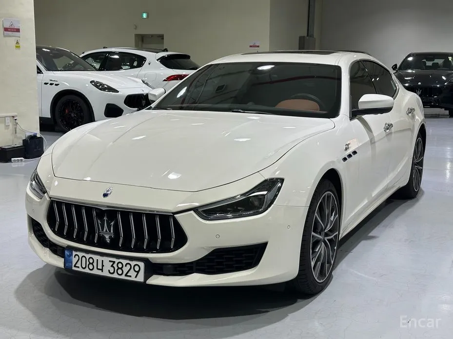 Maserati Ghibli, 2023 — купить в Ульяновске под ключ