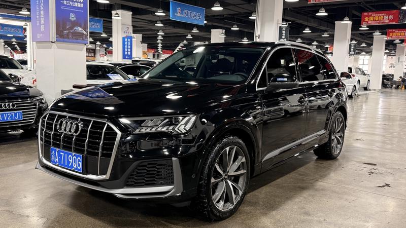 Audi Q7, 2024 — купить в Перми под ключ