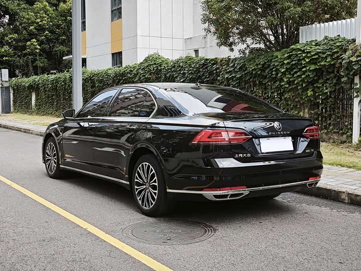 Volkswagen Phideon, 2023 — фото 7 из 9