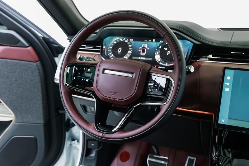 Land Rover Range Rover Sport, 2025 — фото 11 из 12
