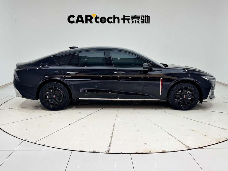 Hongqi H6, 2023 — фото 8 из 12