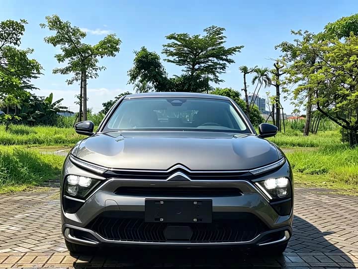 Citroen C5 X, 2023 — фото 5 из 9