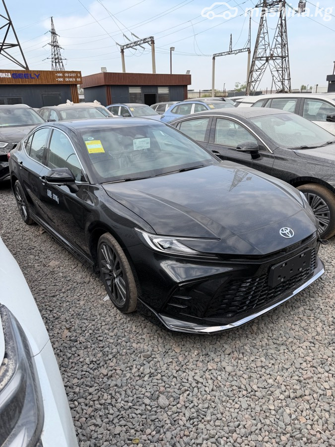 Toyota Camry, 2026 — фото 2 из 4