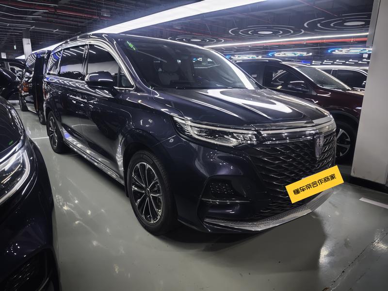Roewe iMax 8, 2022 — фото 3 из 9