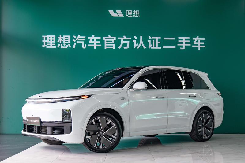 LiXiang L8, 2025 — купить в Тольятти под ключ