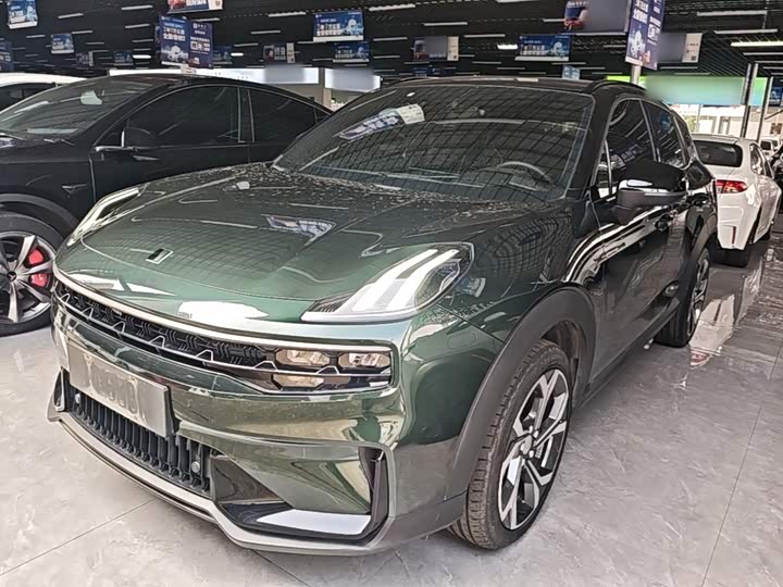 Lynk & Co 06 EM-P Hybrid, 2023 — фото 2 из 9