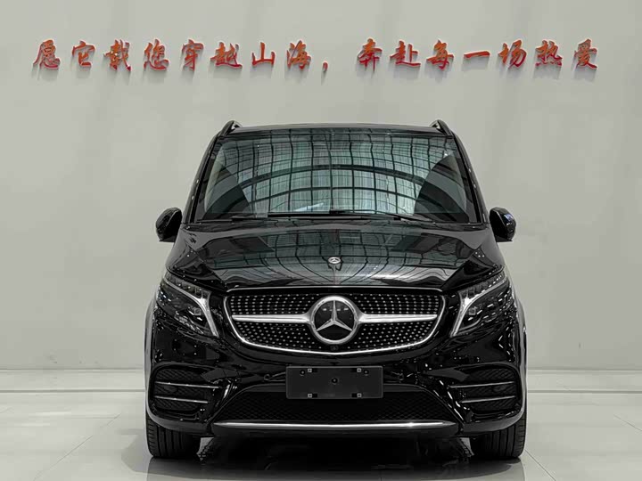 Mercedes-Benz V-Class, 2023 — фото 2 из 9