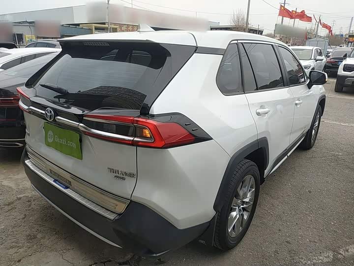 Toyota Wildlander, 2022 — фото 5 из 9