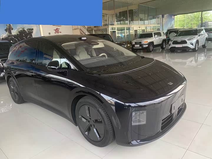 LiXiang i8, 2025 — фото 4 из 9