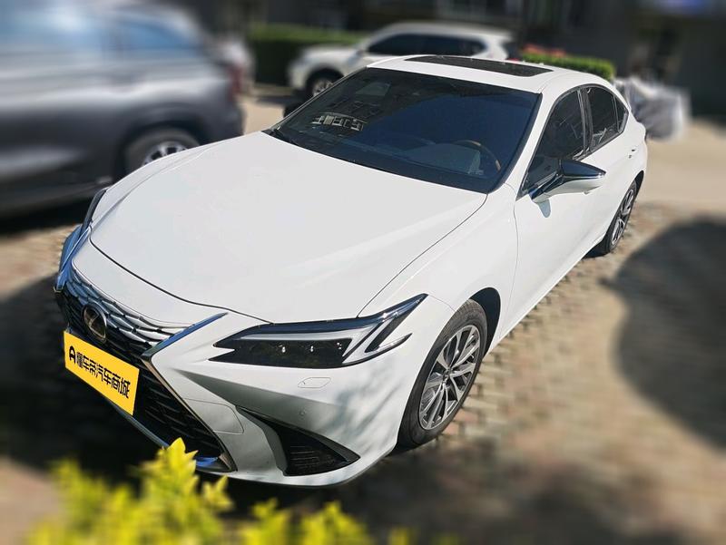 Lexus ES, 2025 — купить в Орле под ключ