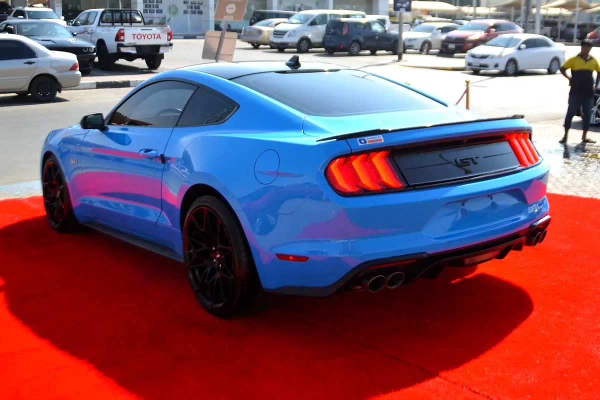 Ford Mustang, 2022 — фото 5 из 10