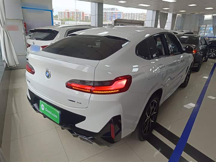 BMW X4, 2022 — фото 5 из 9