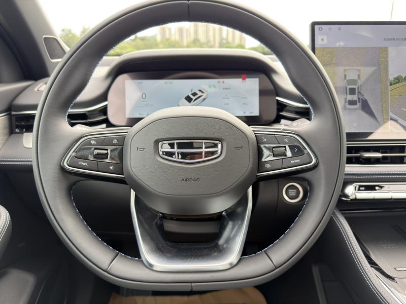 Geely Preface, 2026 — фото 10 из 12