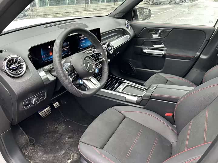 Mercedes-Benz GLB-Class AMG, 2026 — фото 9 из 9